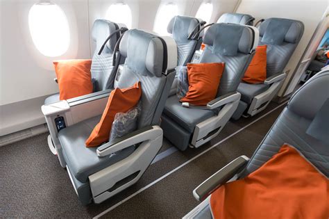 singapore airlines premium economy seating